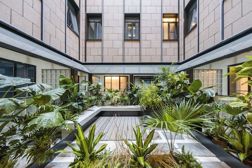 Shanghai Xujiahui Grow Suisse Place Apartment Hotel