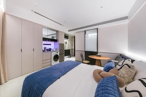 Deluxe appartement, 1 queensize bed | Een strijkplank/strijkijzer, gratis wifi