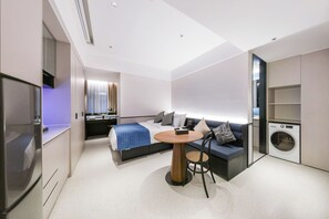 Apartamento Deluxe, 1 cama de matrimonio | Tabla de planchar con plancha y wifi gratis