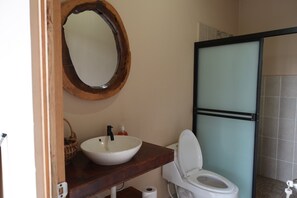 Håndklæder, Sæbe, Shampoo, Toiletpapir