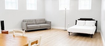 Cozy Studio apartment in delightful Waterbury with Central Air