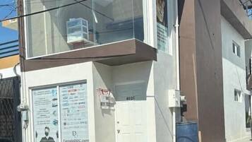 Apartemen Standar | Eksterior