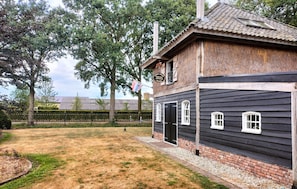 Exterior - Awesome home in Volkel with sauna (Volkel)