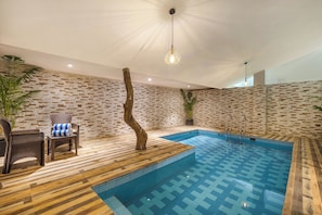 Private Pool Villa | Kolam renang | Kolam renang indoor