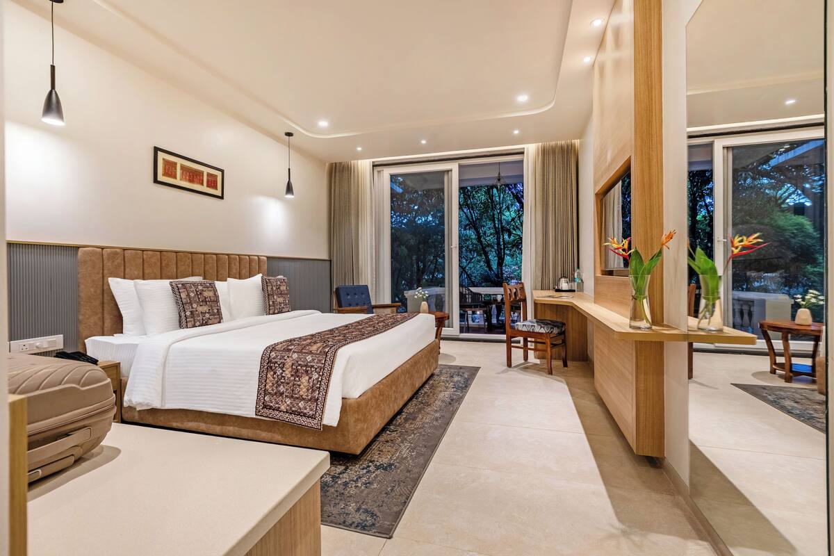 Garden View Classic Room with Balcony | Truy cập Internet không dây miễn phí 