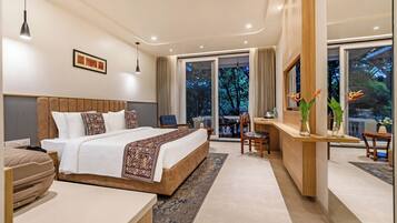 Garden View Classic Room with Balcony | Wi-fi percuma