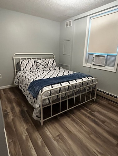 Cozy 1-bedroom apartment minutes from Penn State!!
