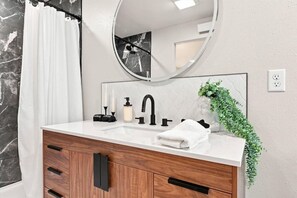 Hair dryer - Boutique Studio Cabin · Hot Tub & Creek Access (Spearfish)