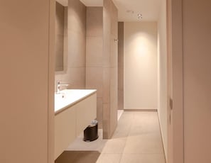 Bathroom - Stay@brussels (Brussels)
