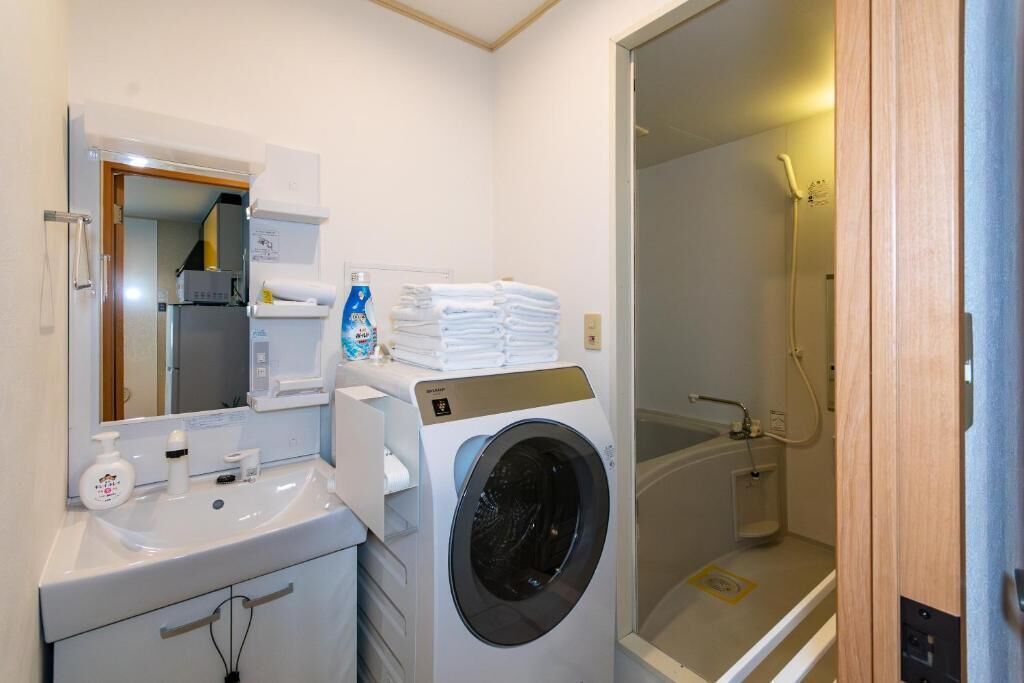 Deluxe Room | Bathroom