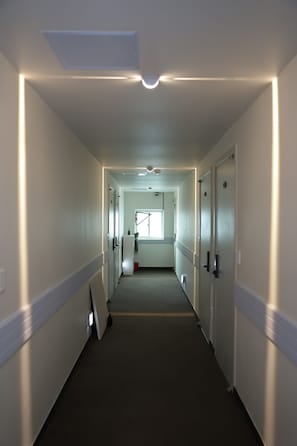 Basic Double or Twin Room, Beach View | Bahagian dalam