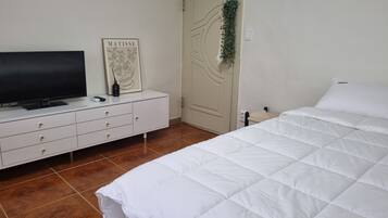 Standard Double Room | WiFi (free)
