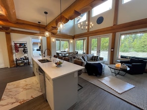 Interior - McCulloch Lake Chalet – Private Hot Tub, Lake Views, Dog-Friendly, Sleeps 12 (Naramata)