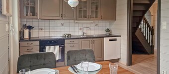 Amazing home in Tansøy with WiFi