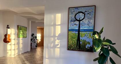 Private beach, 2 ha nature, 343 m² thatched idyll