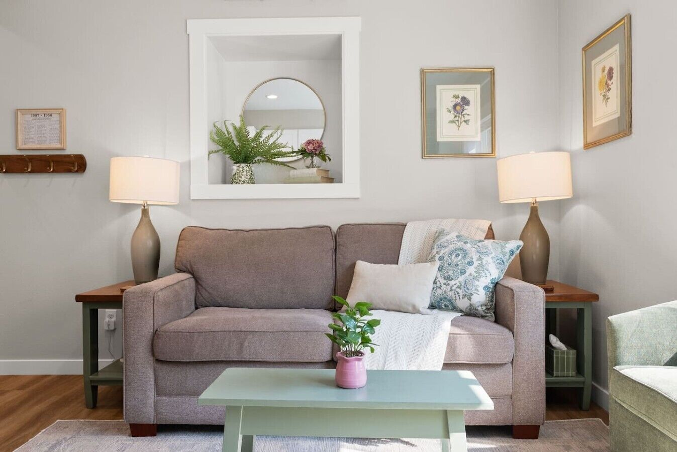 Little Garden Bungalow - Spokane, WA