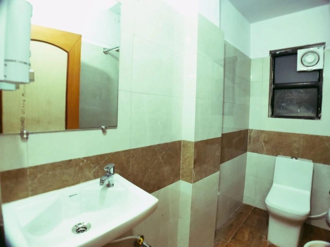 Shower, towels, soap, shampoo