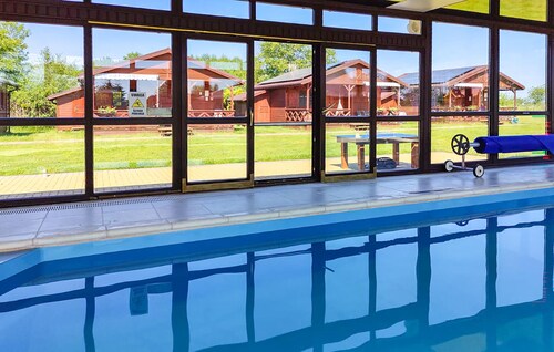 Awesome apartment in Darlowo with sauna