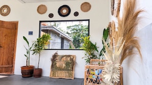 Interior - Bale Wari Ubud By Reccoma (Ubud)