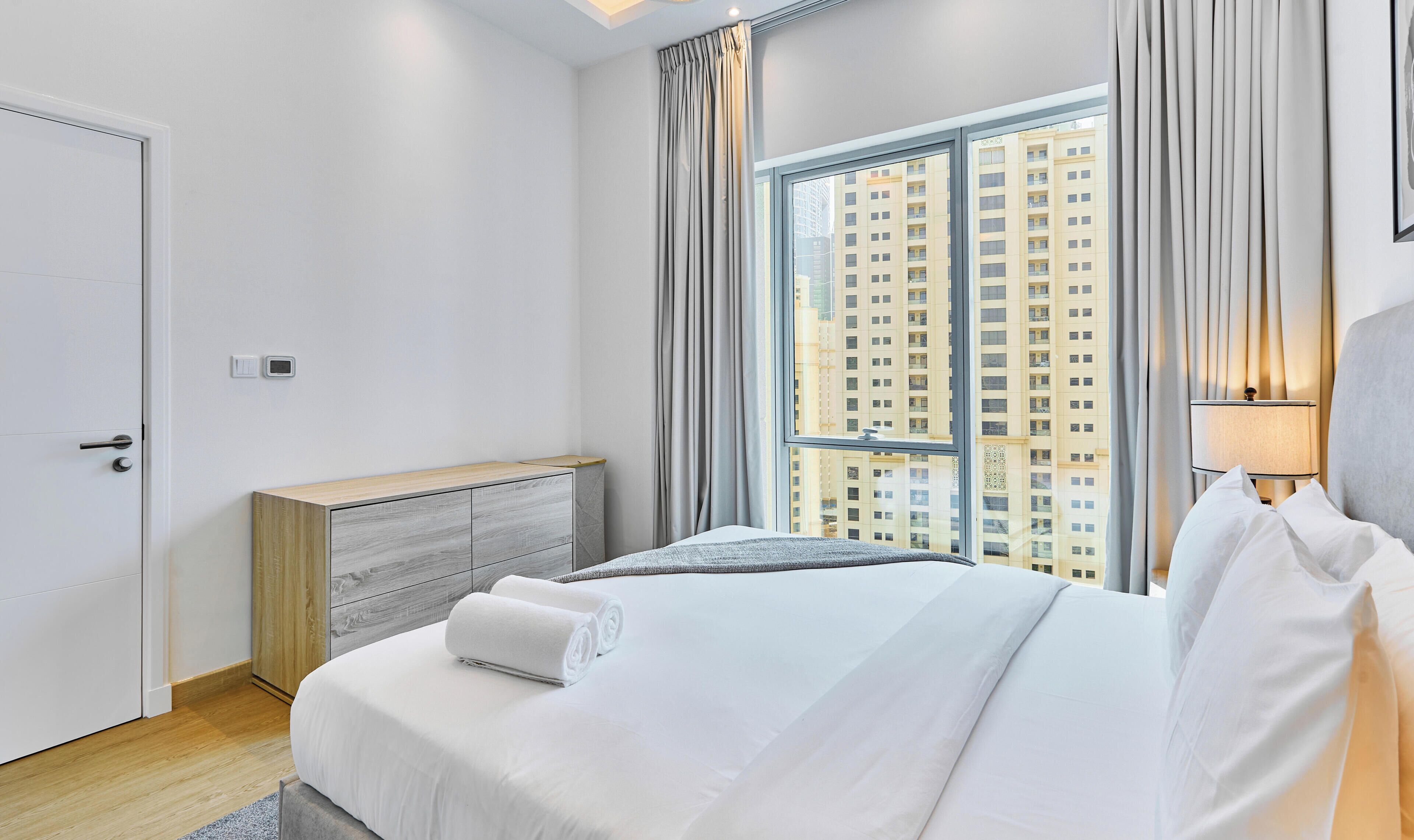 Superior Apartment, Partial Lake View | In-room safe, blackout drapes, iron/ironing board, WiFi (free)