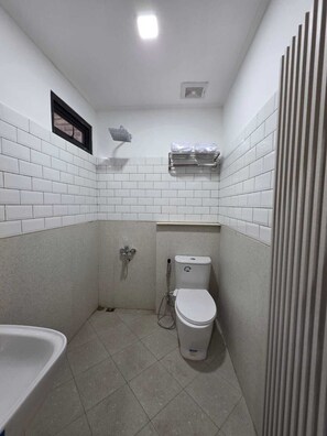 Cabin, Garden View | Bathroom - Cozzy Harmoni Ruang Rindu (West Java)