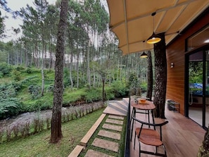 Cabin, Garden View | Outdoor dining - Cozzy Harmoni Ruang Rindu (West Java)