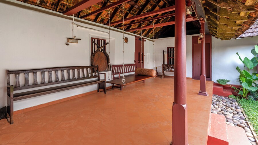 Alaya stays Mangaly Heritage 3BHK Villa