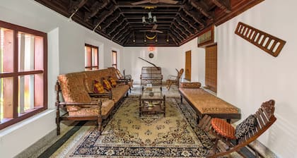 Alaya stays Mangaly Heritage 3BHK Villa