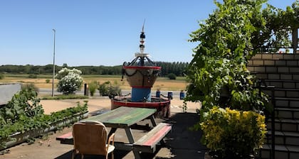 Vacation Home 'Monumento al Camionero', Tera River Valley, near Benavente