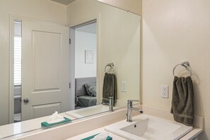 Bathroom - 3 Mi to Sports Village! Family Gem w/ Fenced Yard (Bakersfield)
