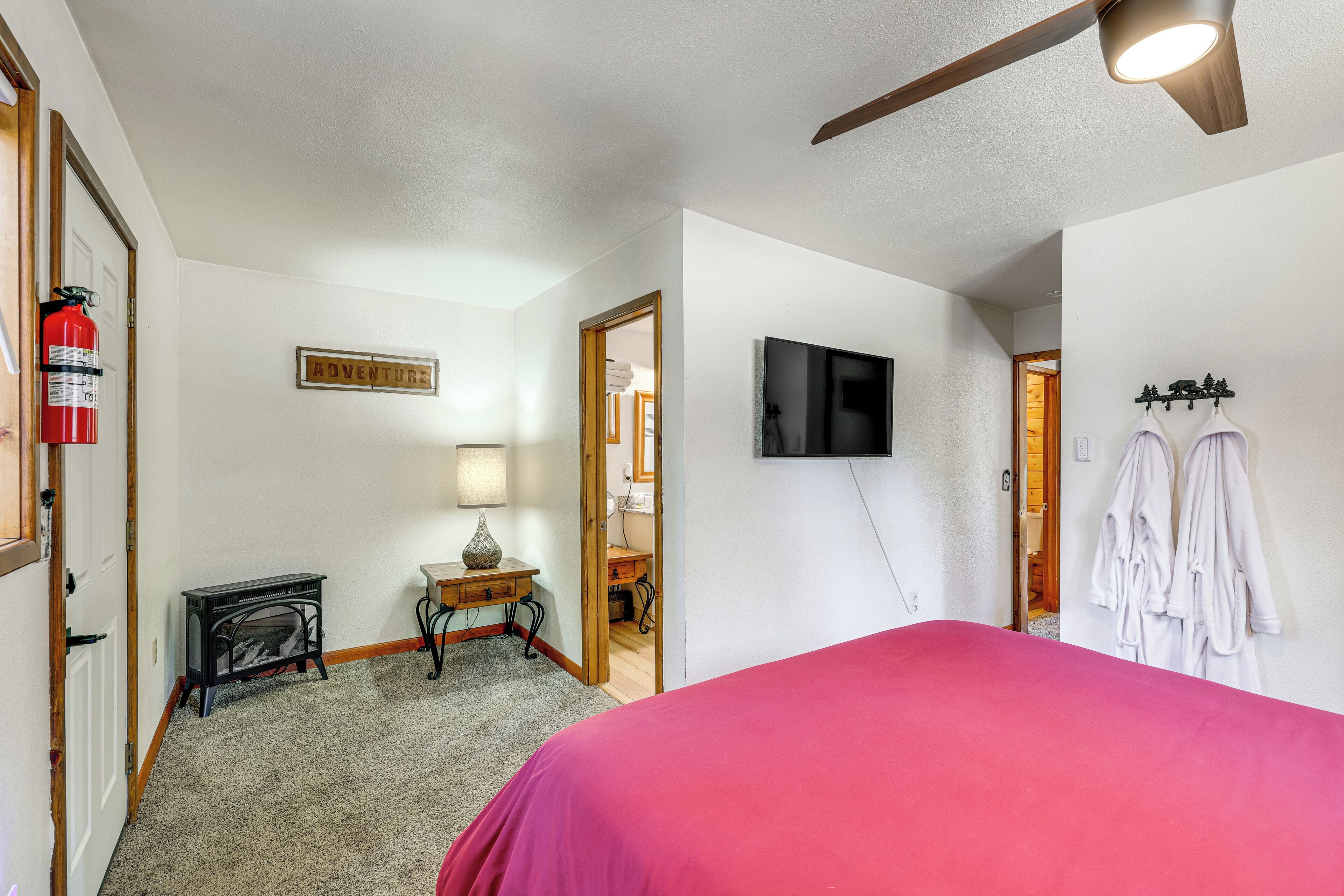 2 bedrooms, Internet, bed sheets