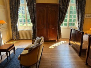 Interior - Château de Puchesse (Sandillon)