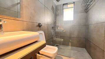 Chambre Familiale | Salle de bain