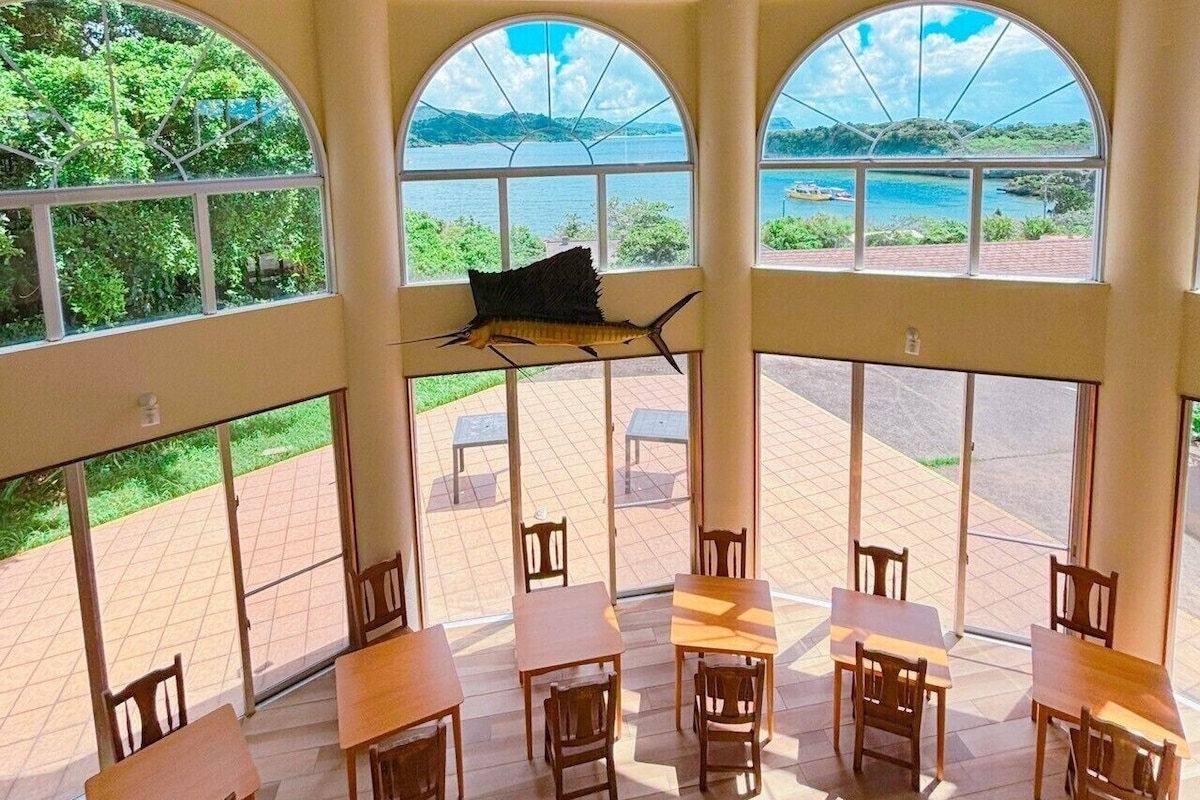 Standard Twin Room, Balcony, Partial Ocean View | Interior