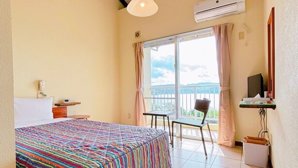 Ảnh chưa phân loại, 1 trong số 6 ảnh, nút