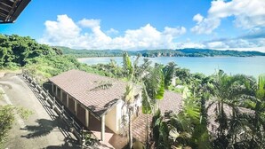 Ảnh chưa phân loại, 4 trong số 6 ảnh, nút