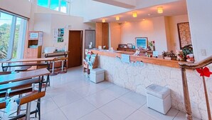 Ảnh chưa phân loại, 3 trong số 6 ảnh, nút