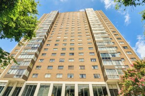 Exterior - Downtown Atlanta High-Rise Condo (Atlanta)