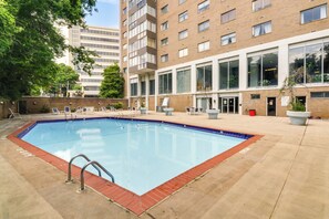 Pool - Downtown Atlanta High-Rise Condo (Atlanta)