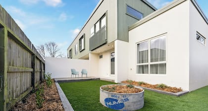 Rural City Life - centrally located apartment
