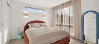 Rural City Life - centrally located apartment