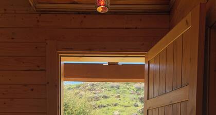 Cozy 2-bedroom cabin in Kfardibiane perfect for a getaway