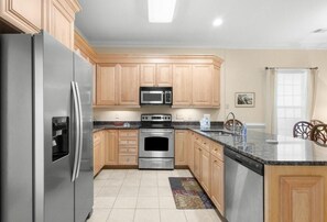 Unclassified image, 4 of 27, button - Tranquil Retreat in Prestigious Litchfield (Pawleys Island)