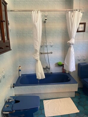 Bathroom - Vrbo Property (Nigrán)