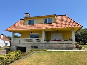 Exterior - Vrbo Property (Nigrán)
