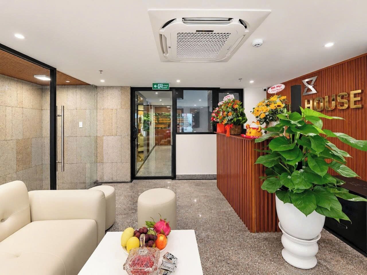 Hall