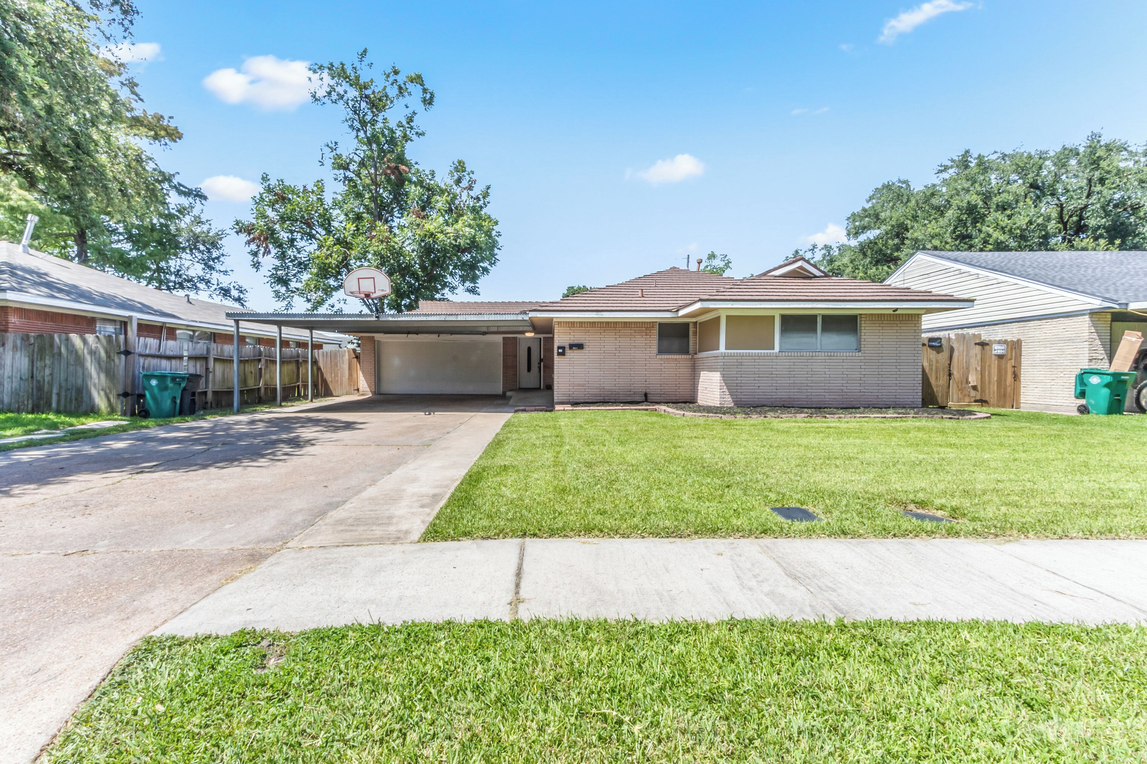 House, Patio | Property grounds