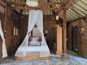 Deluxe Room, Garden View | Laptop workspace, WiFi (free) - Sangeh Lodge (Abiansemal)