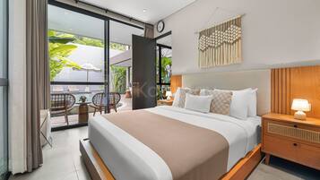 Villa, 5 Bedrooms, Pool View | Desk, laptop workspace, iron/ironing board, free WiFi