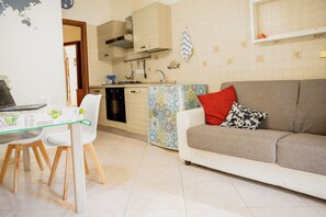 Interior - IN THE HISTORIC CENTER: A WONDERFUL APARTMENT EQUIPPED WITH ALL THE AMENITIES AND SERVICES (Napoli)
